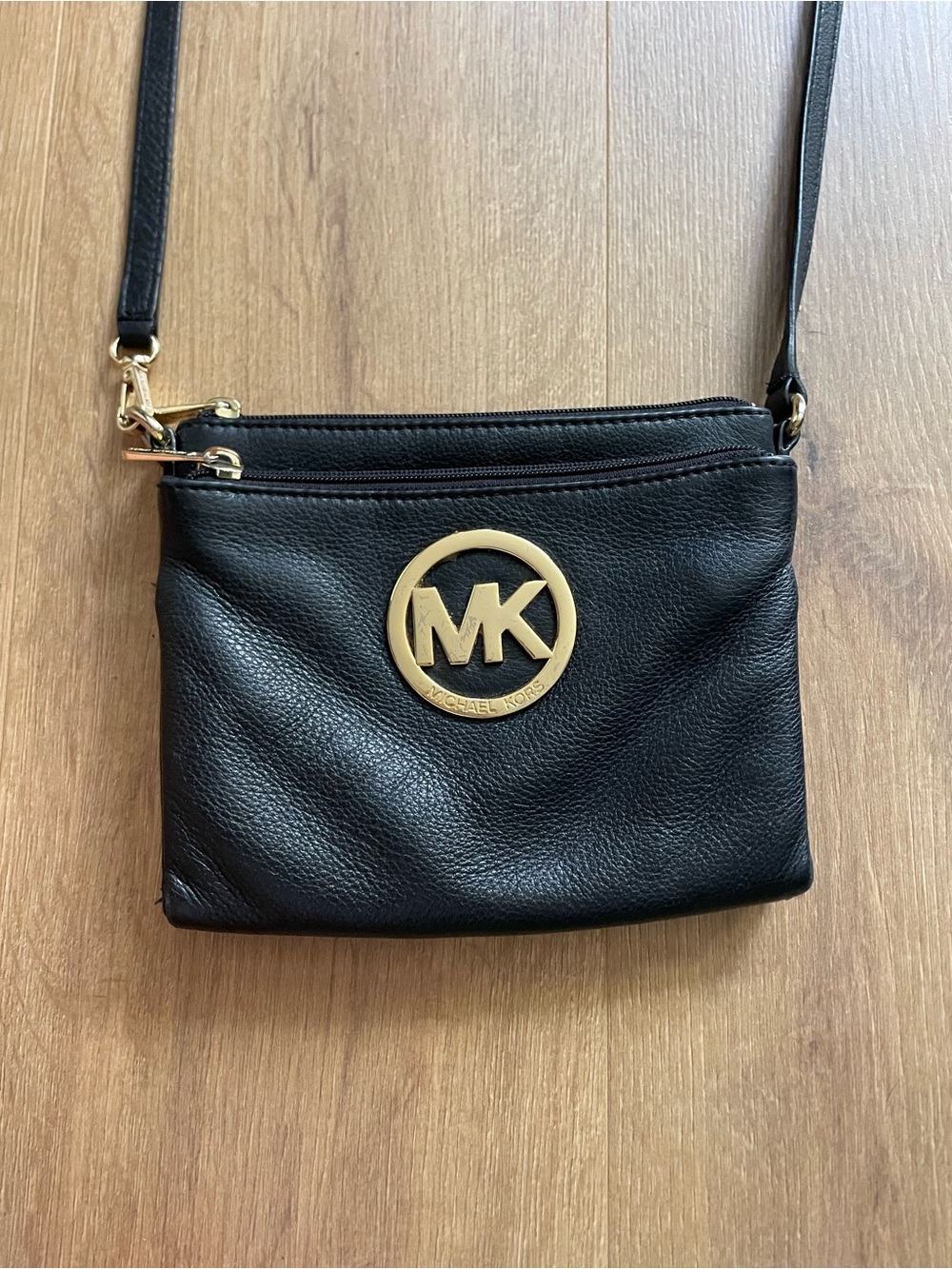 Michael Kors Black Pebbled Leather Crossbody Bag with Gold Logo 2010’s